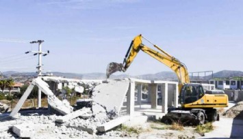 Bakanlık kaçak villalara yol verdi