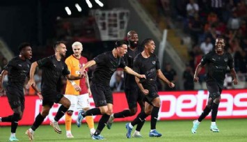 Galatasaray namağlup ünvanını kaybetti