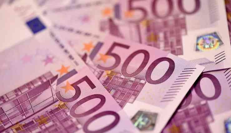 Dolar ve euro yükselişe geçti