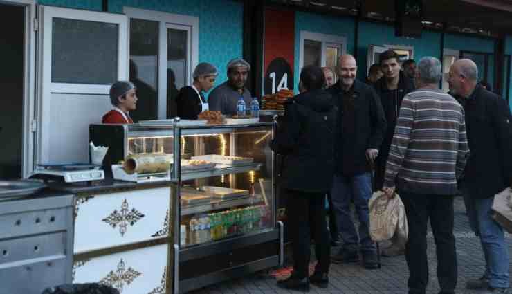 Süleyman Soylu bastonla ortaya çıktı