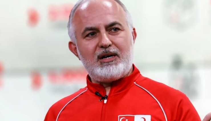 Kerem Kınık nerede öğretim üyeliği yapıyor?