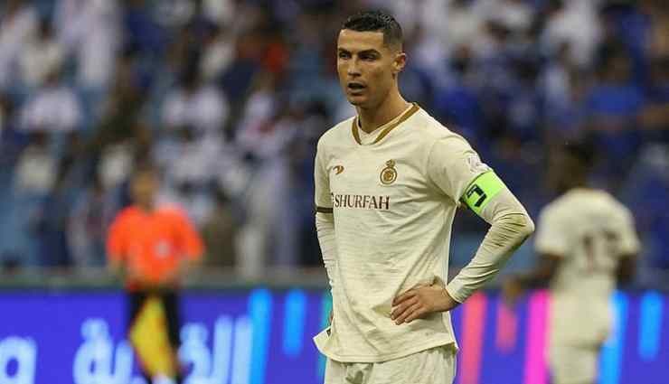 Ronaldo'nun 'Messi' diye bağıran taraftarlara yaptığı hareket, Suudileri kızdırdı: Sınırdışı edilsin