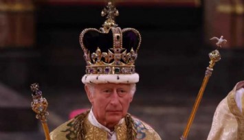 3. Charles tacını taktı! O artık resmen İngiltere Kralı