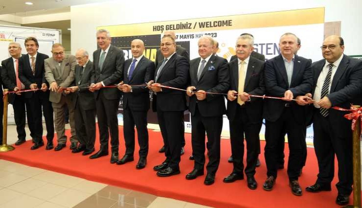 Dünyanın buluşma noktası: 120 ülkeden 30 bin ziyaretçi hırdavat fuarı için İstanbul'a geldi