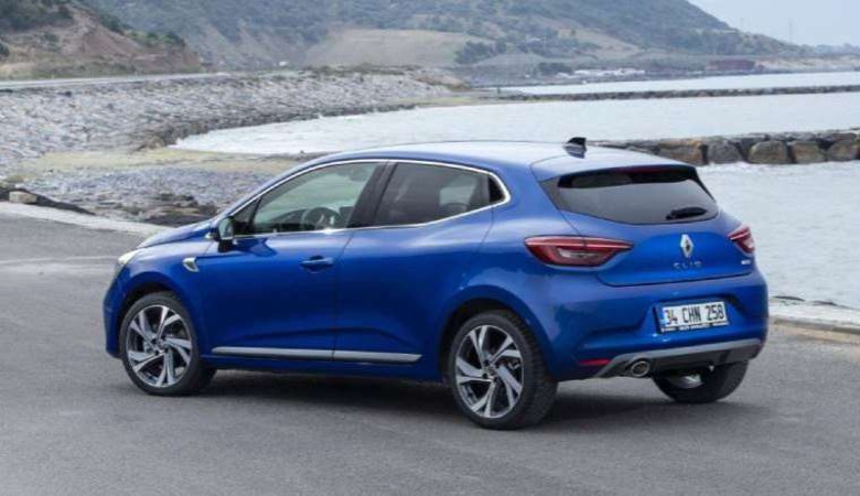 Bu da oldu! Renault Clio'nun fiyatı 1 milyon lirayı geçti