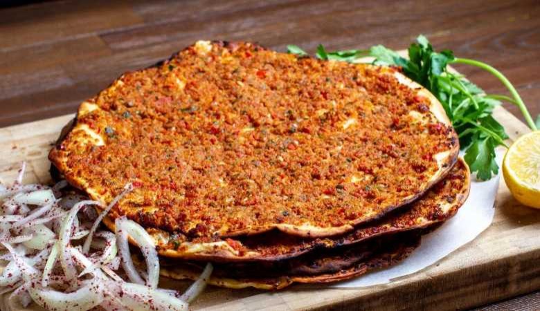 Lahmacun lobisinin adamı zorunlu izne ayrıldı