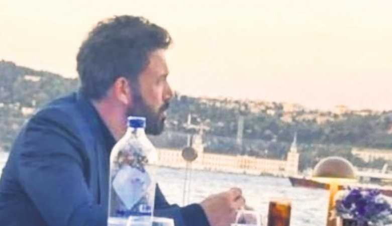 İstanbul aşığı Ben Affleck, Boğaz'da saatlerce gün batımını izledi