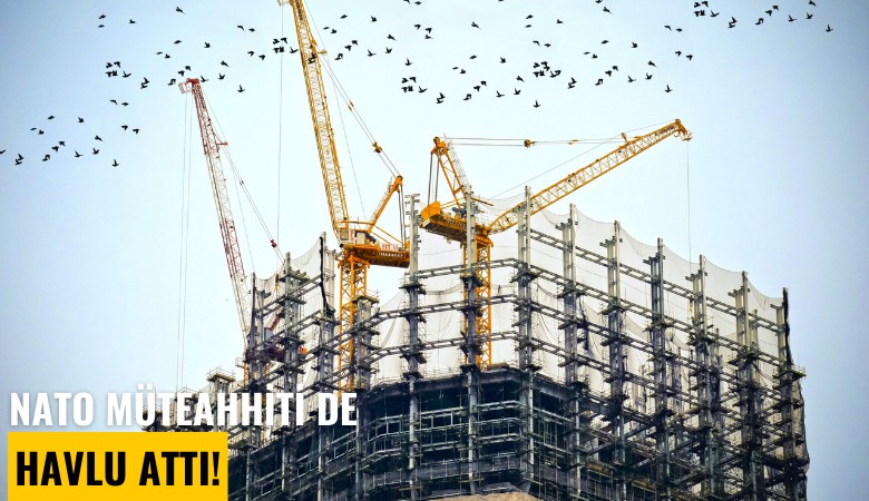 NATO müteahhiti de havlu attı!