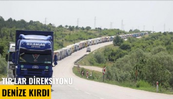 TIR'lar direksiyonu denize kırdı