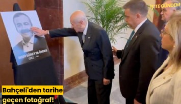 Bahçeli'den tarihe geçen fotoğraf!