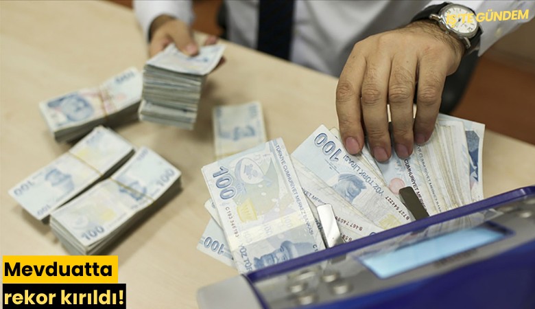 Mevduatta rekor kırıldı!